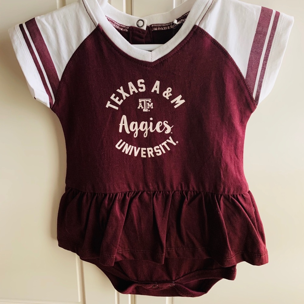Texas A&M Aggies Infant Onsie With Skirt 6 mos